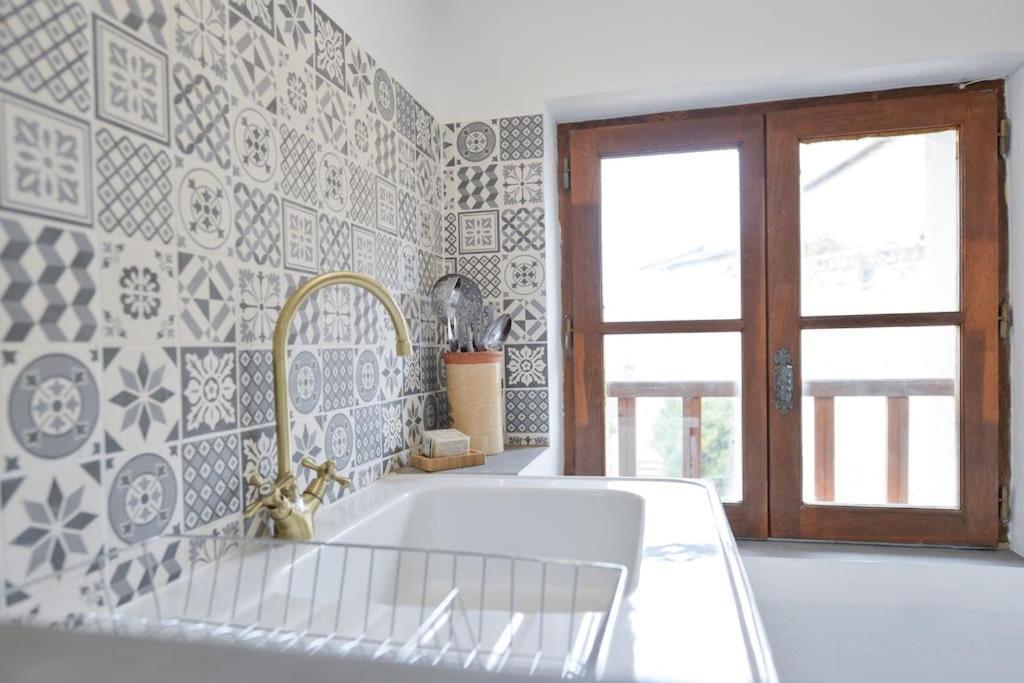Apartment Le Petit Bateau - New Cosy/charming Studio/mezzanine For 3 - Ac/wifi Antibes