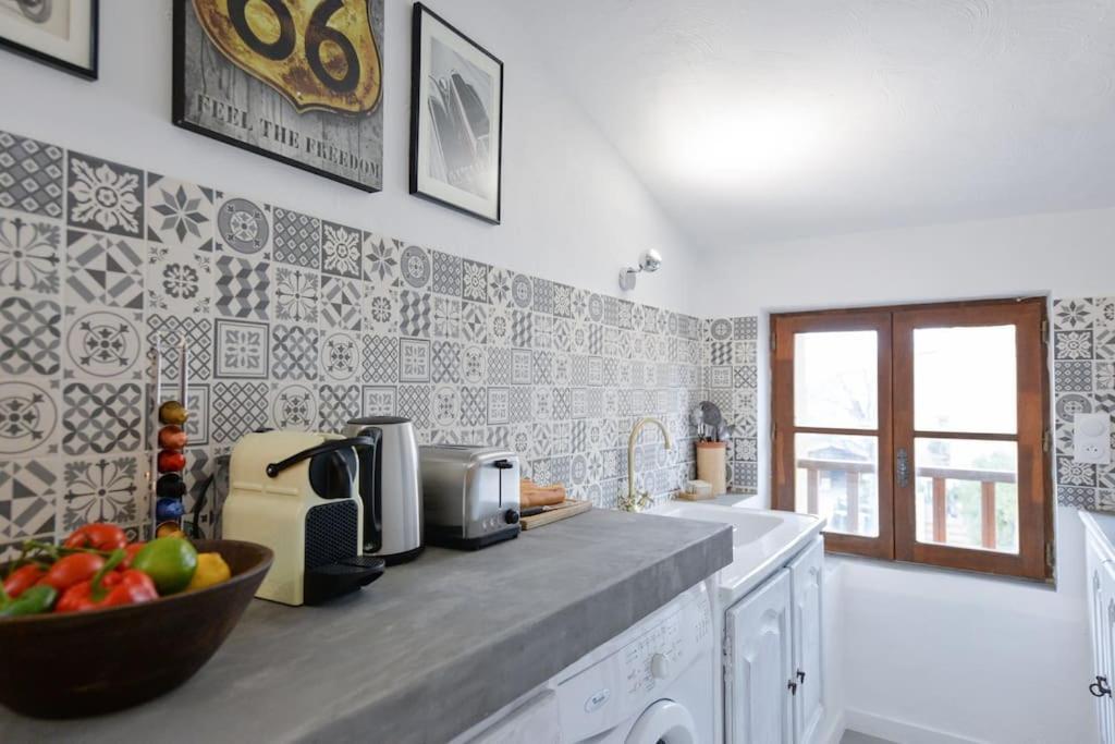 Le Petit Bateau - New Cosy/charming Studio/mezzanine For 3 - Ac/wifi Apartment Antibes