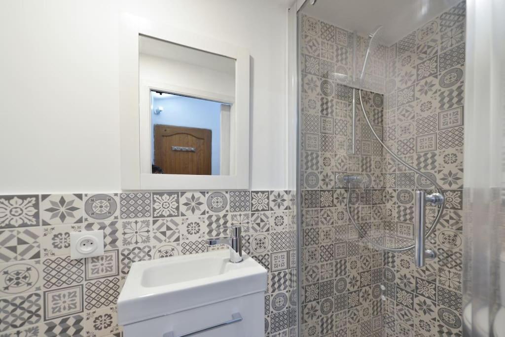 Le Petit Bateau - New Cosy/charming Studio/mezzanine For 3 - Ac/wifi *